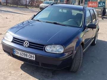 Авто Volkswagen Golf 2000 № 7512696