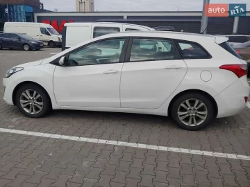 Авто Hyundai I30 2012 № 7512726