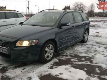 Авто Volvo V50 2009 № 7513010
