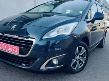 Авто Peugeot 5008 2015 № 7513036