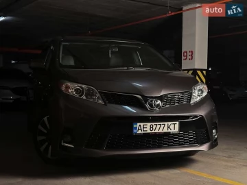 Авто Toyota Sienna 2016 № 7513529