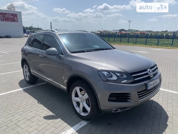 Авто Volkswagen Touareg 2012 № 7513766