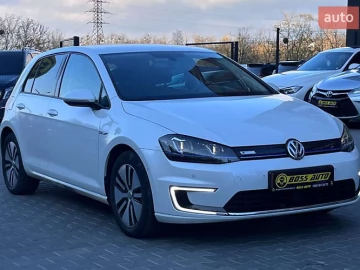 Авто Volkswagen E-Golf 2015 № 7514088