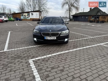Авто BMW 5 Series 2011 № 7514104