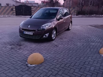 Авто Renault Grand Scenic 2010 № 7514305