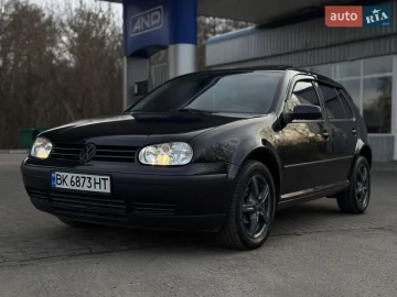 Авто Volkswagen Golf 2000 № 7515295