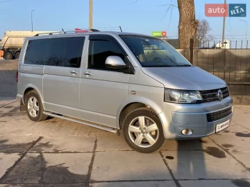 Авто Volkswagen Multivan 2012 № 7515838