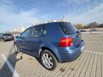 Авто Volkswagen Golf 1999 № 7516176