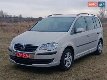 Авто Volkswagen Touran 2008 № 7516281