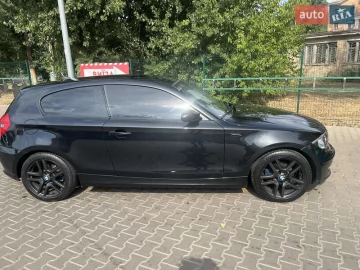 Авто BMW 1 Series 2009 № 7516291