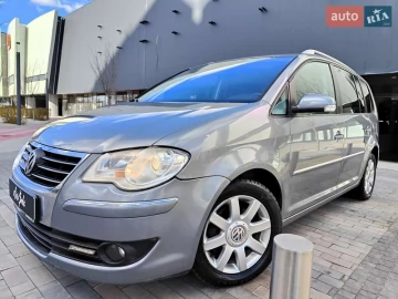 Авто Volkswagen Touran 2008 № 7516316