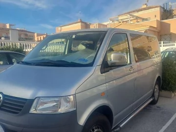 Авто Volkswagen Transporter 2006 № 7516360