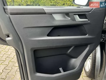 Авто Volkswagen Multivan 2020 № 7516607