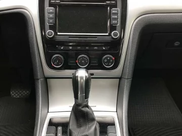 Авто Volkswagen Passat 2012 № 7516914