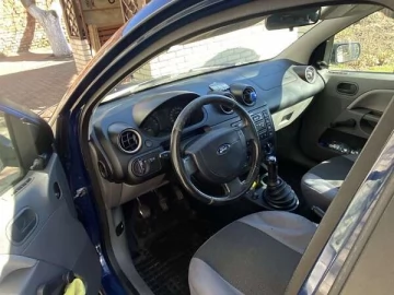 Авто Ford Fiesta 2002 № 7517267