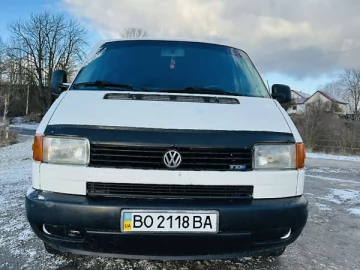 Авто Volkswagen Transporter 2000 № 7517376