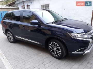Авто Mitsubishi Outlander 2017 № 7517653