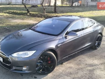 Авто Tesla Model S 2015 № 7518015