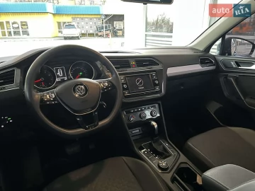 Авто Volkswagen Tiguan 2019 № 7518020