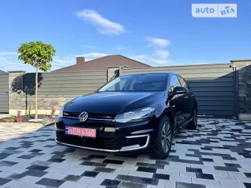 Авто Volkswagen E-Golf 2018 № 7518247