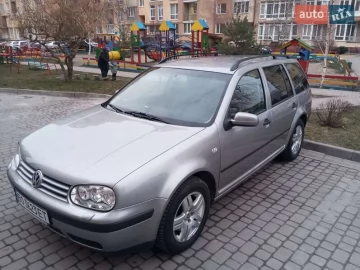 Авто Volkswagen Golf 2002 № 7518302