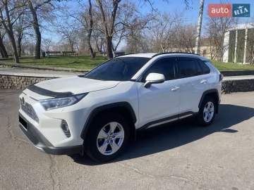 Авто Toyota Rav4 2020 № 7518362