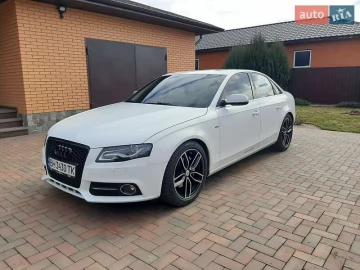 Авто Audi A4 2011 № 7518433