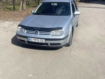 Авто Volkswagen Golf 2001 № 7518583