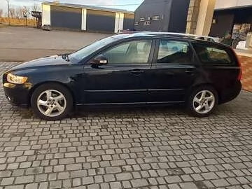 Авто Volvo V50 2011 № 7518671
