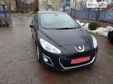 Авто Peugeot 308 2013 № 7519113