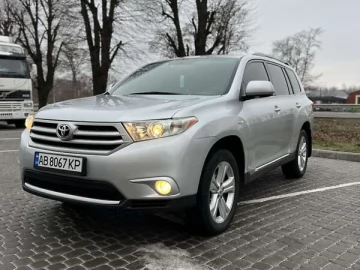 Авто Toyota Highlander 2011 № 7519317