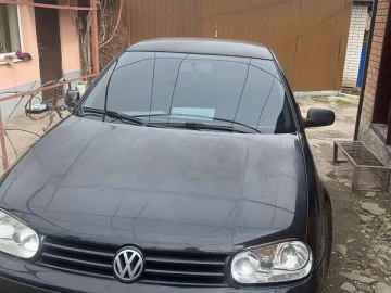 Авто Volkswagen Golf 2000 № 7519462