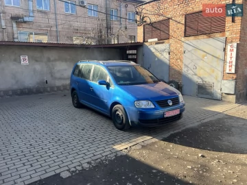 Авто Volkswagen Touran 2005 № 7519494