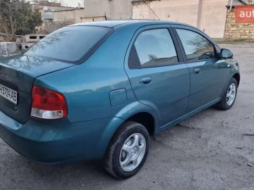 Авто Chevrolet Aveo 2005 № 7519678