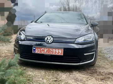 Авто Volkswagen E-Golf 2015 № 7519927
