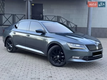 Авто Skoda Superb 2017 № 7520021