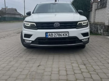 Авто Volkswagen Tiguan 2017 № 7520037