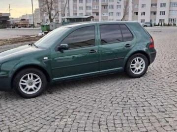 Авто Volkswagen Golf 1999 № 7520202