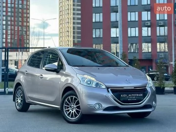 Авто Peugeot 208 2015 № 7520373