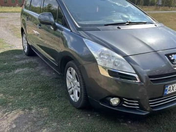 Авто Peugeot 5008 2010 № 7520374