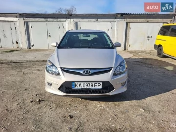 Авто Hyundai I30 2011 № 7520376