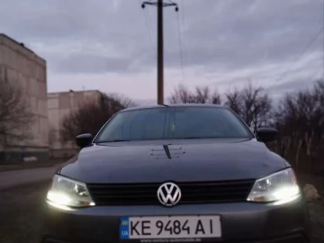 Авто Volkswagen Jetta 2012 № 7520411