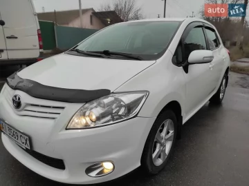 Авто Toyota Auris 2012 № 7520425