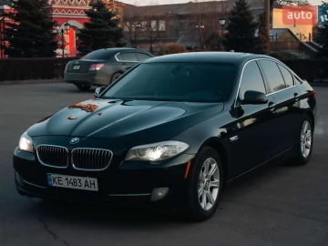 Авто BMW 5 Series 2012 № 7520434