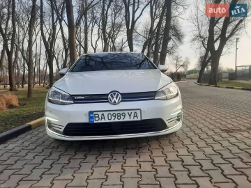 Авто Volkswagen E-Golf 2019 № 7520472