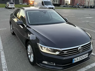 Авто Volkswagen Passat 2018 № 7520607