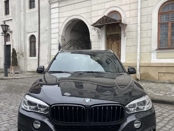 Авто BMW X5 2018 № 7520651