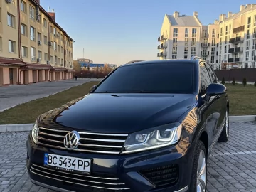Авто Volkswagen Touareg 2011 № 7521106