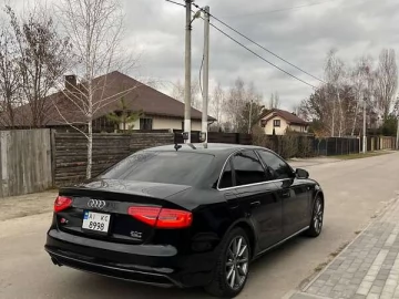 Авто Audi A4 2015 № 7521208