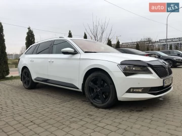 Авто Skoda Superb 2017 № 7521269